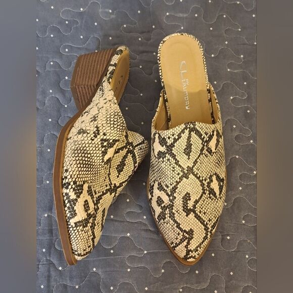 CL by Laundry snake print mules size 9 - Picture 1 of 6